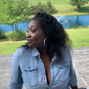 Meet your Posher, Cheris